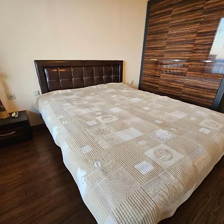 Europroperties Sirena Apartamento *