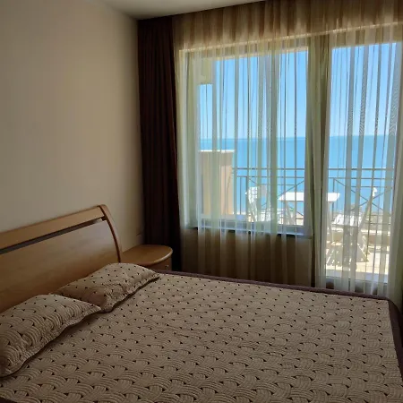 Апартаменты Europroperties Sirena Золотые Пески