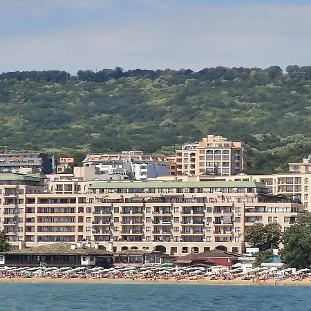 Apartment Europroperties Sirena