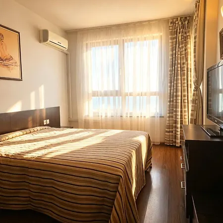 Апартамент Europroperties Sirena *