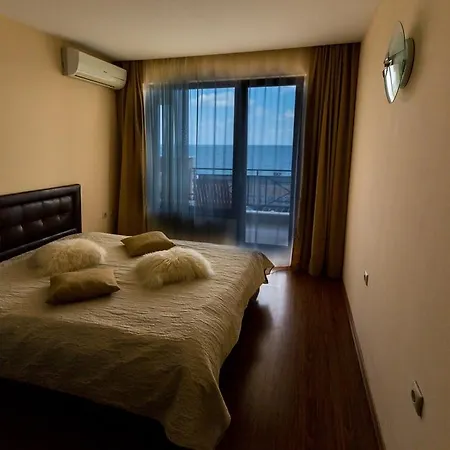 Europroperties Sirena Апартаменты *