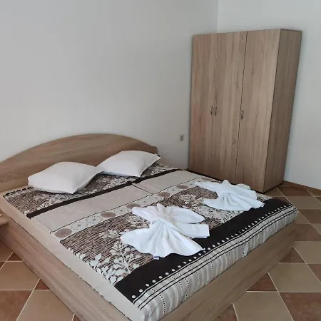 Europroperties Sirena * Golden Sands